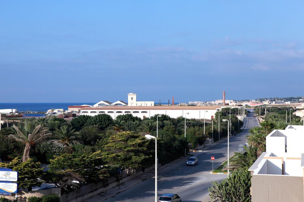 Brezza Di Grecale Aparthotel Трапани Екстериор снимка
