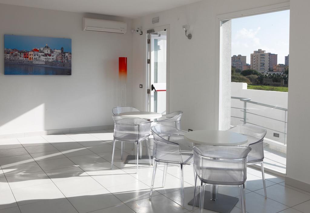 Brezza Di Grecale Aparthotel Трапани Екстериор снимка