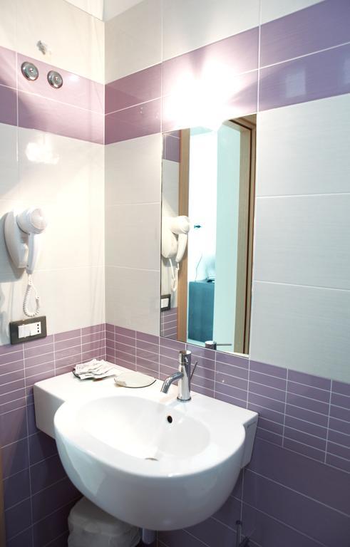 Brezza Di Grecale Aparthotel Трапани Стая снимка