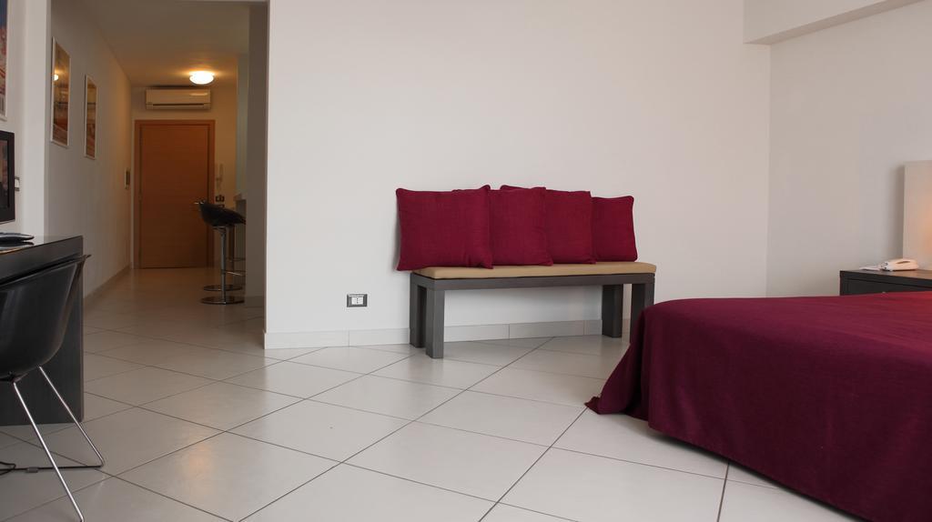 Brezza Di Grecale Aparthotel Трапани Екстериор снимка