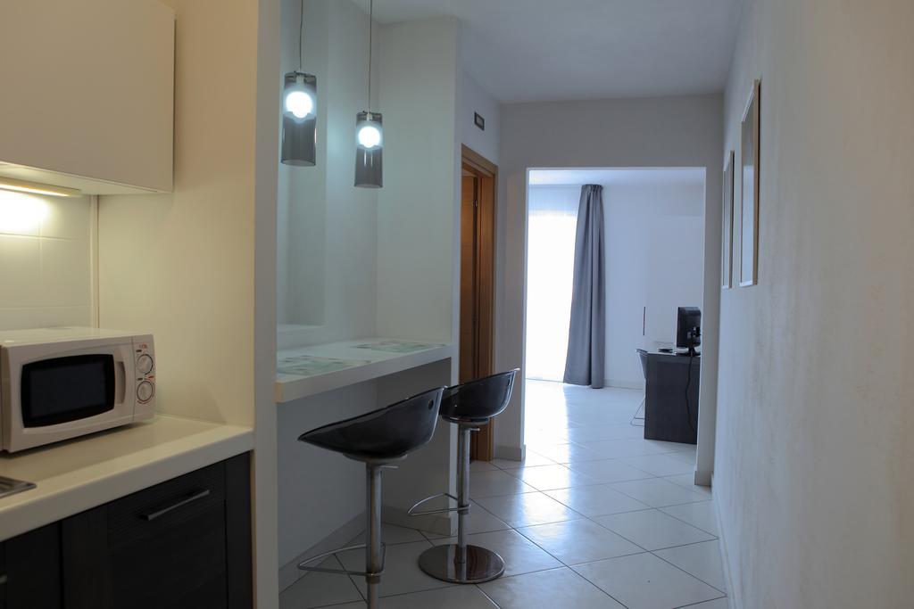 Brezza Di Grecale Aparthotel Трапани Екстериор снимка