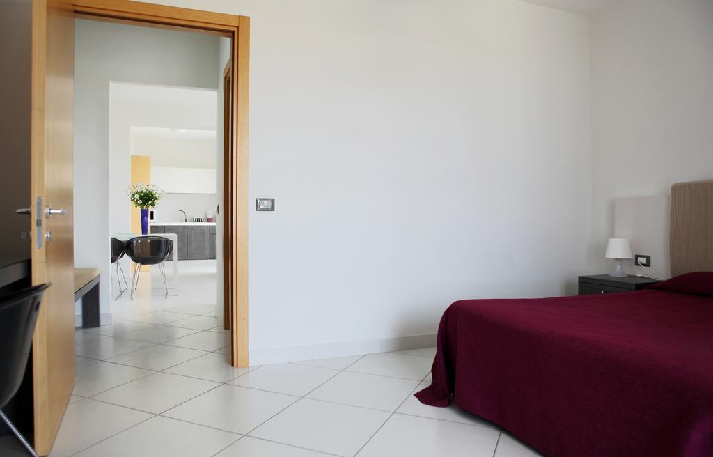 Brezza Di Grecale Aparthotel Трапани Екстериор снимка